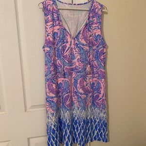 Lilly Johana Cover up